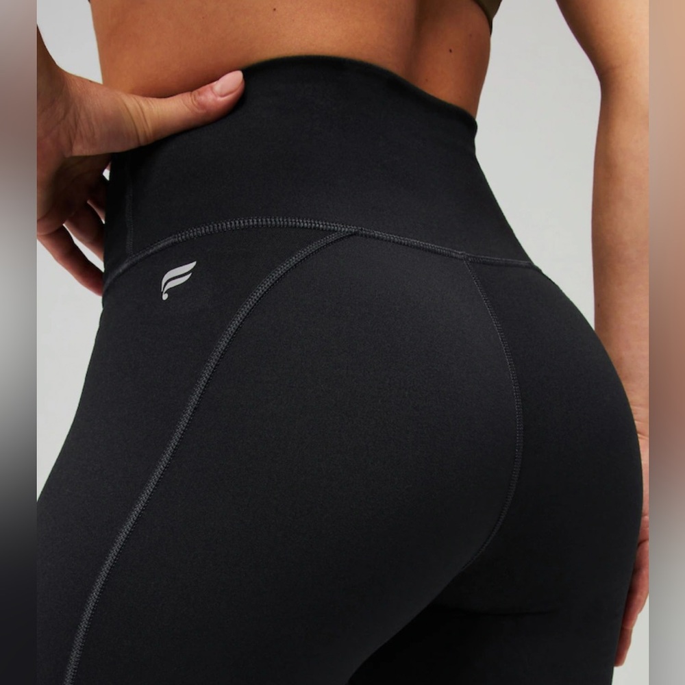 Fabletics Black High-Waisted Leggings – Sculpting Fit